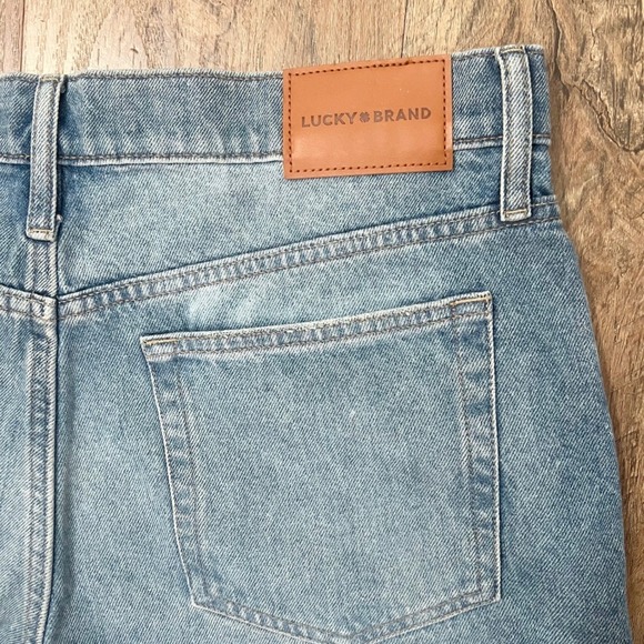 Lucky Brand Women's 90s Midi Denim Shorts Cutoff Raw Hem Size 12/31 - Picture 5 of 10